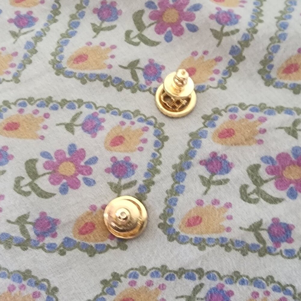 Stud earings - Picture 5 of 5